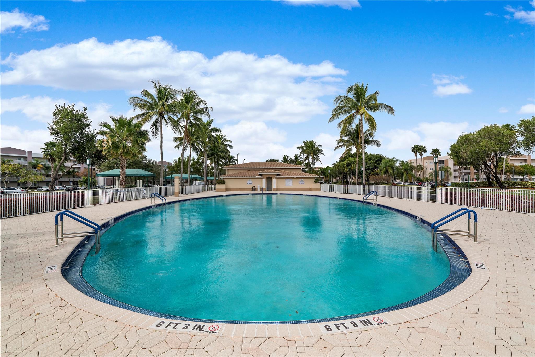 9537 Weldon Cir i309