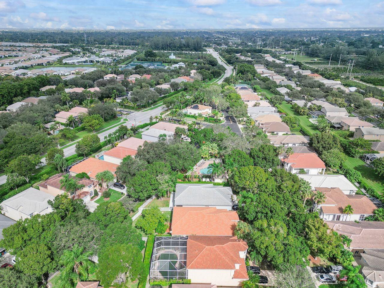 7665 NW 71st Ter