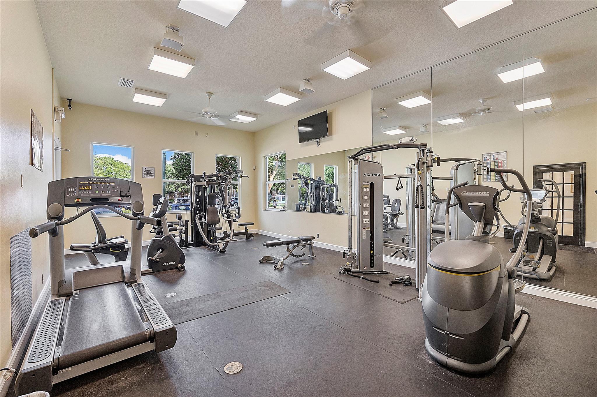 1367 SW 48th Ter