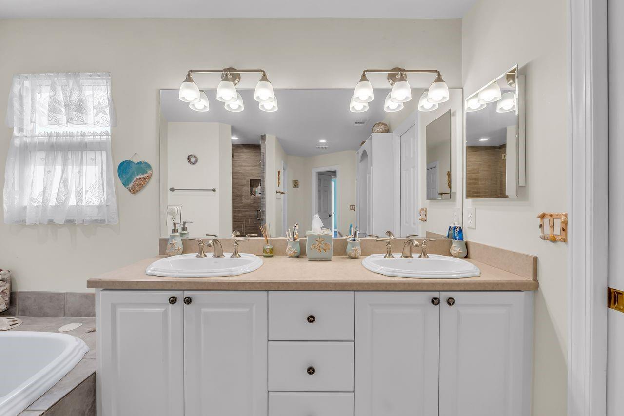 11141 NW 26th Dr