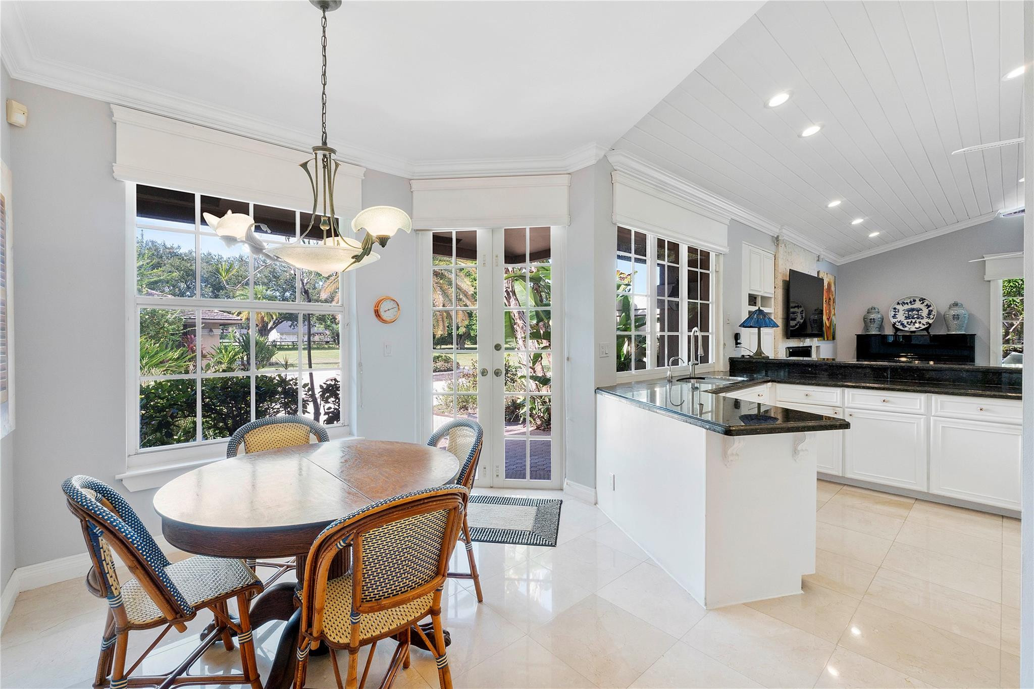 21798 Cartagena Dr