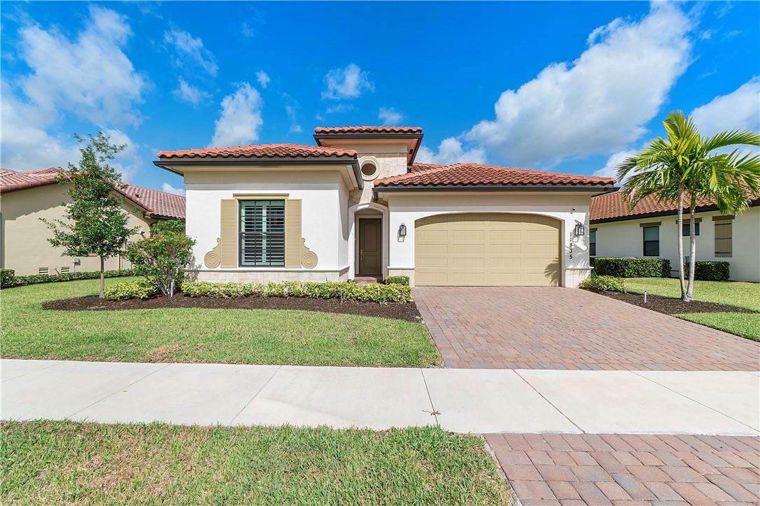 11835 S Baypoint Cir