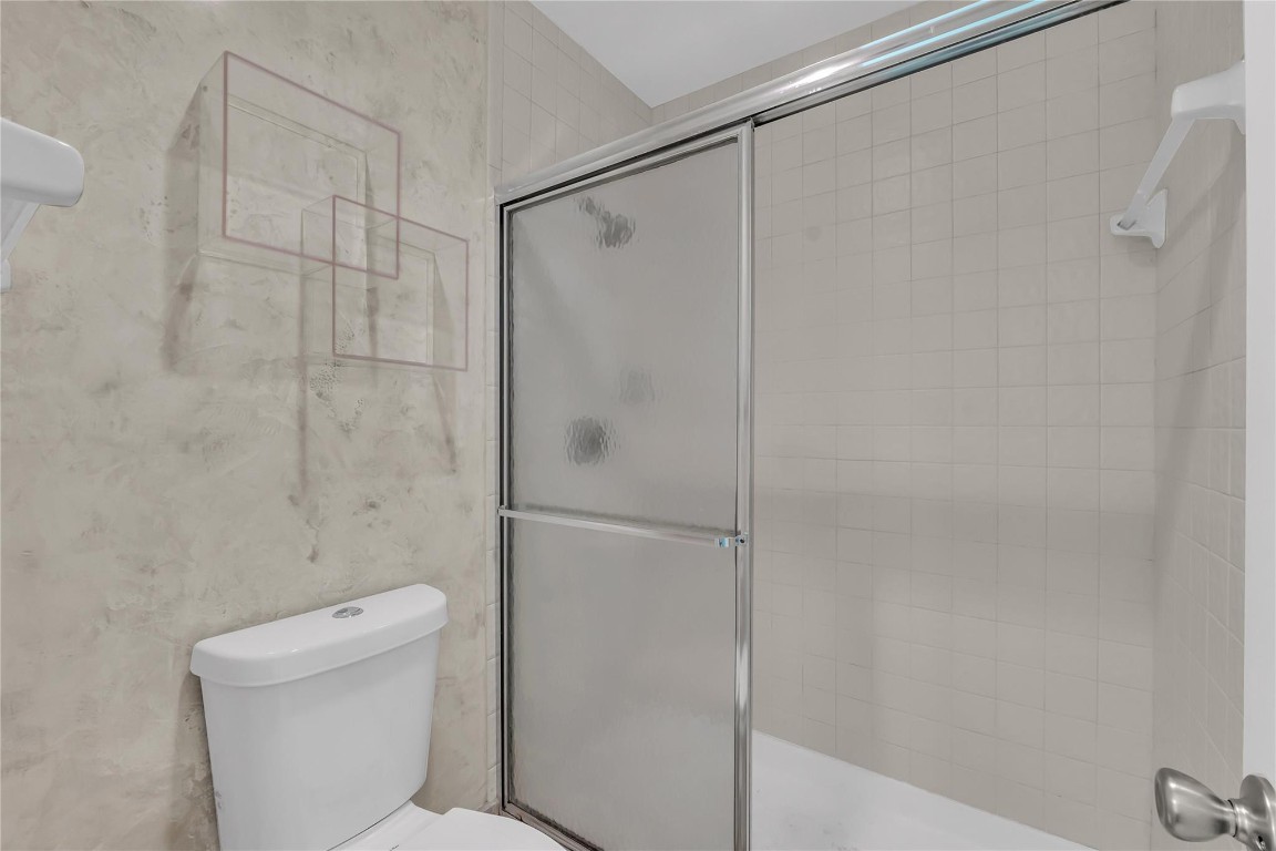 3246 Carambola Cir 3246