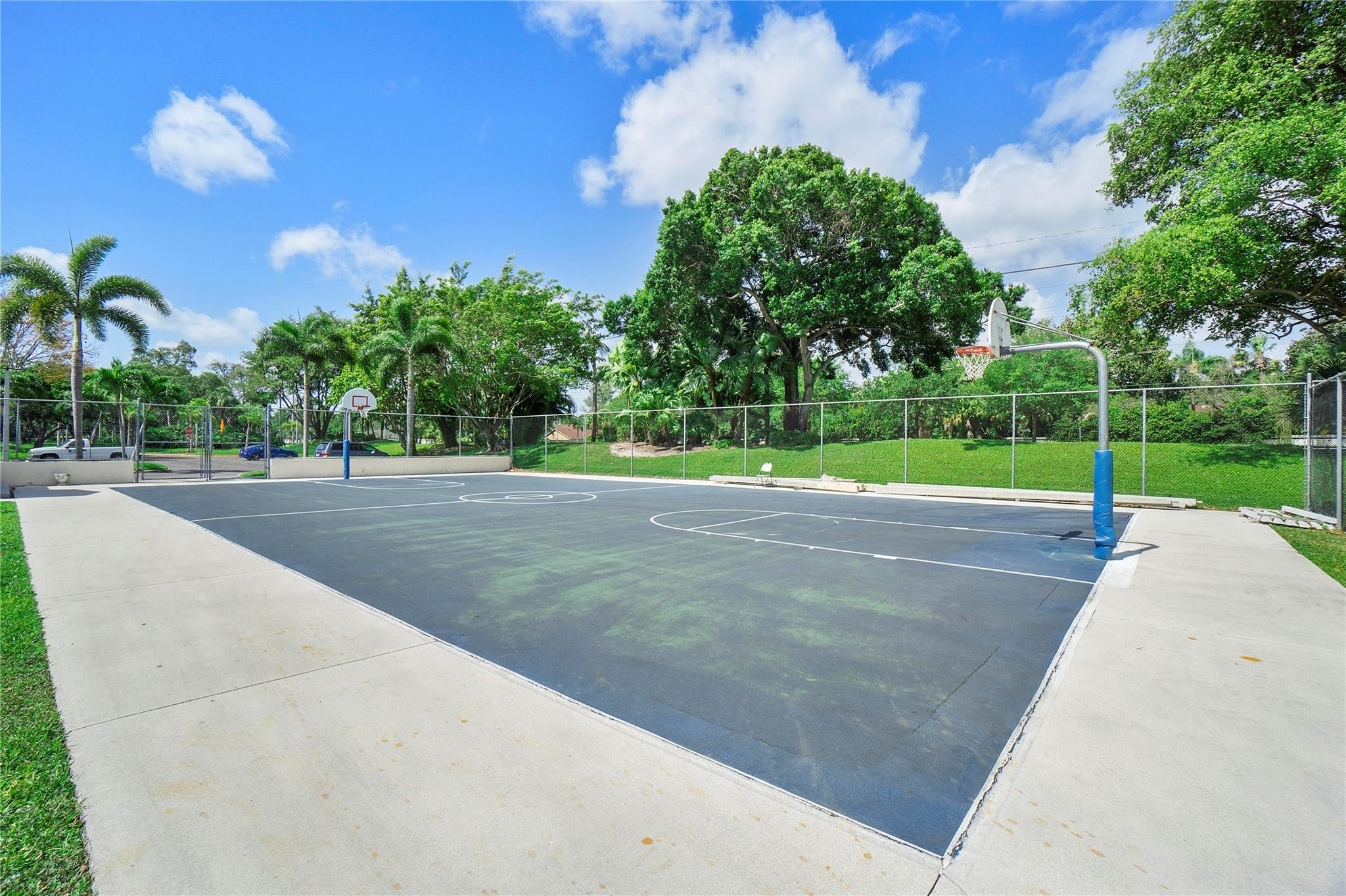 3246 Carambola Cir 3246
