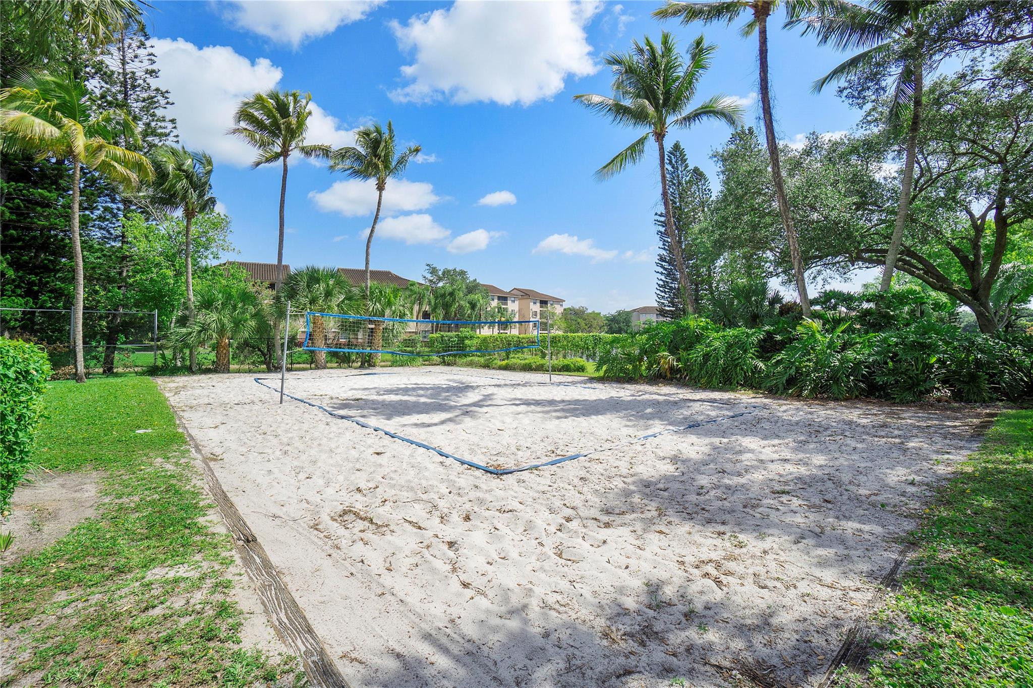 3246 Carambola Cir 3246