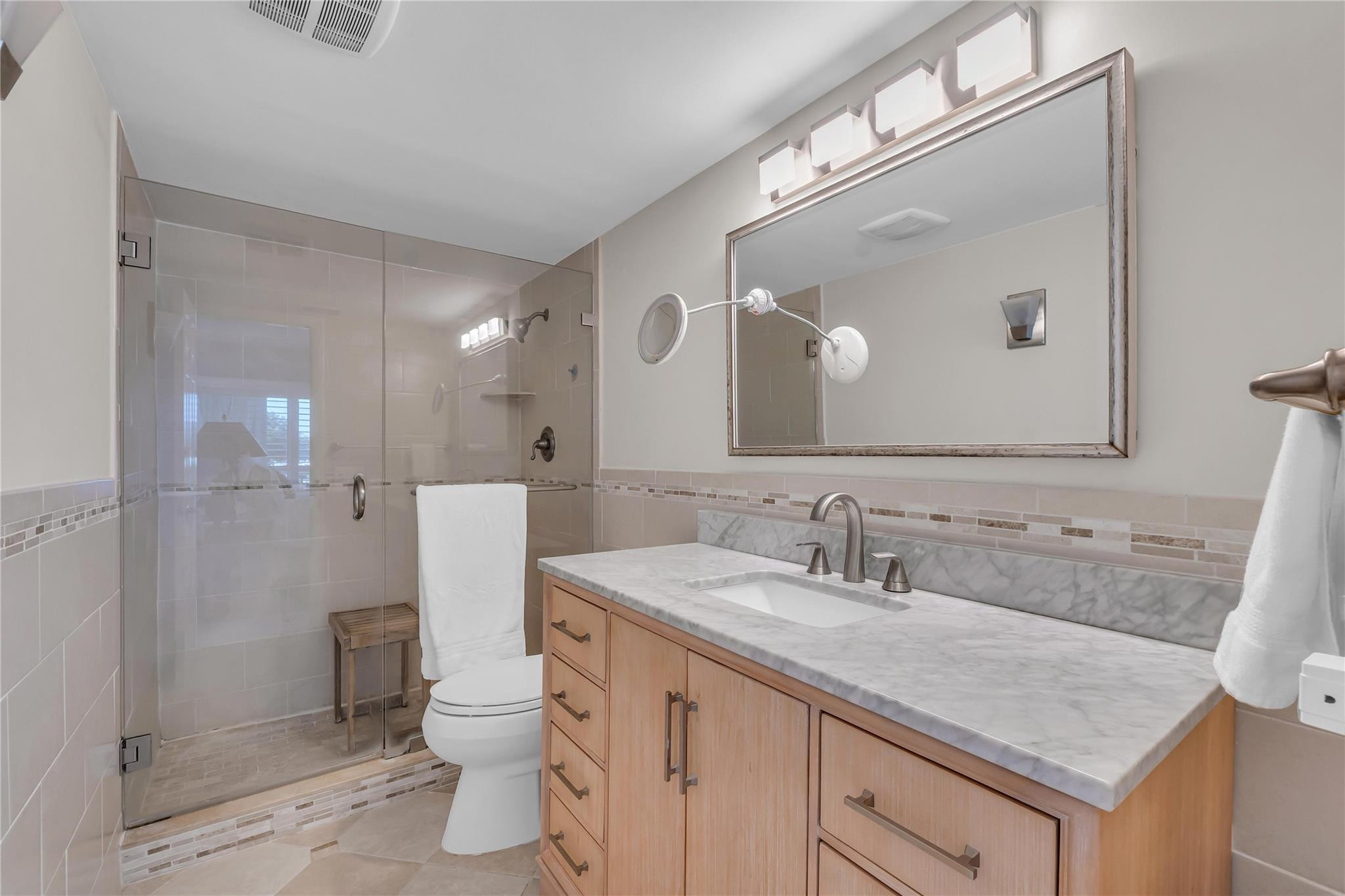 390 N Federal Hwy 206