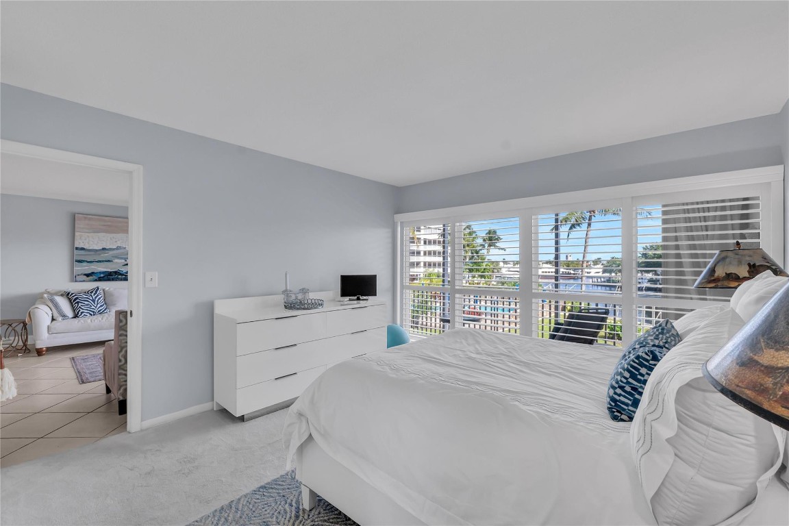 390 N Federal Hwy 206