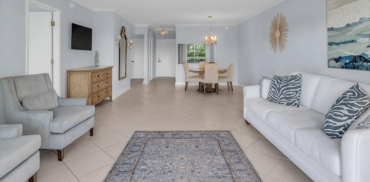 390 N Federal Hwy 206