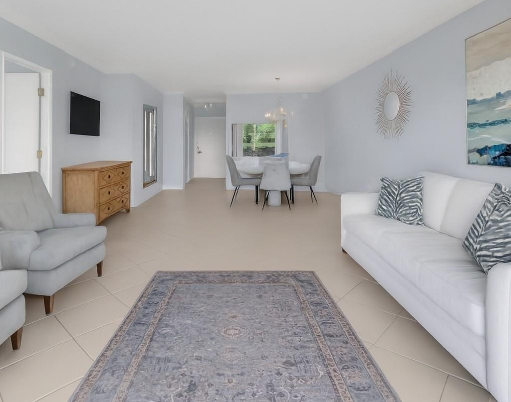 390 N Federal Hwy 206