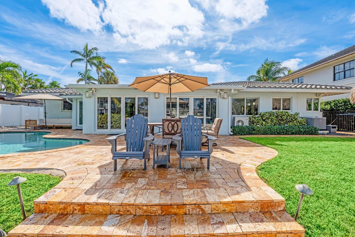 1941 Coral Reef Dr