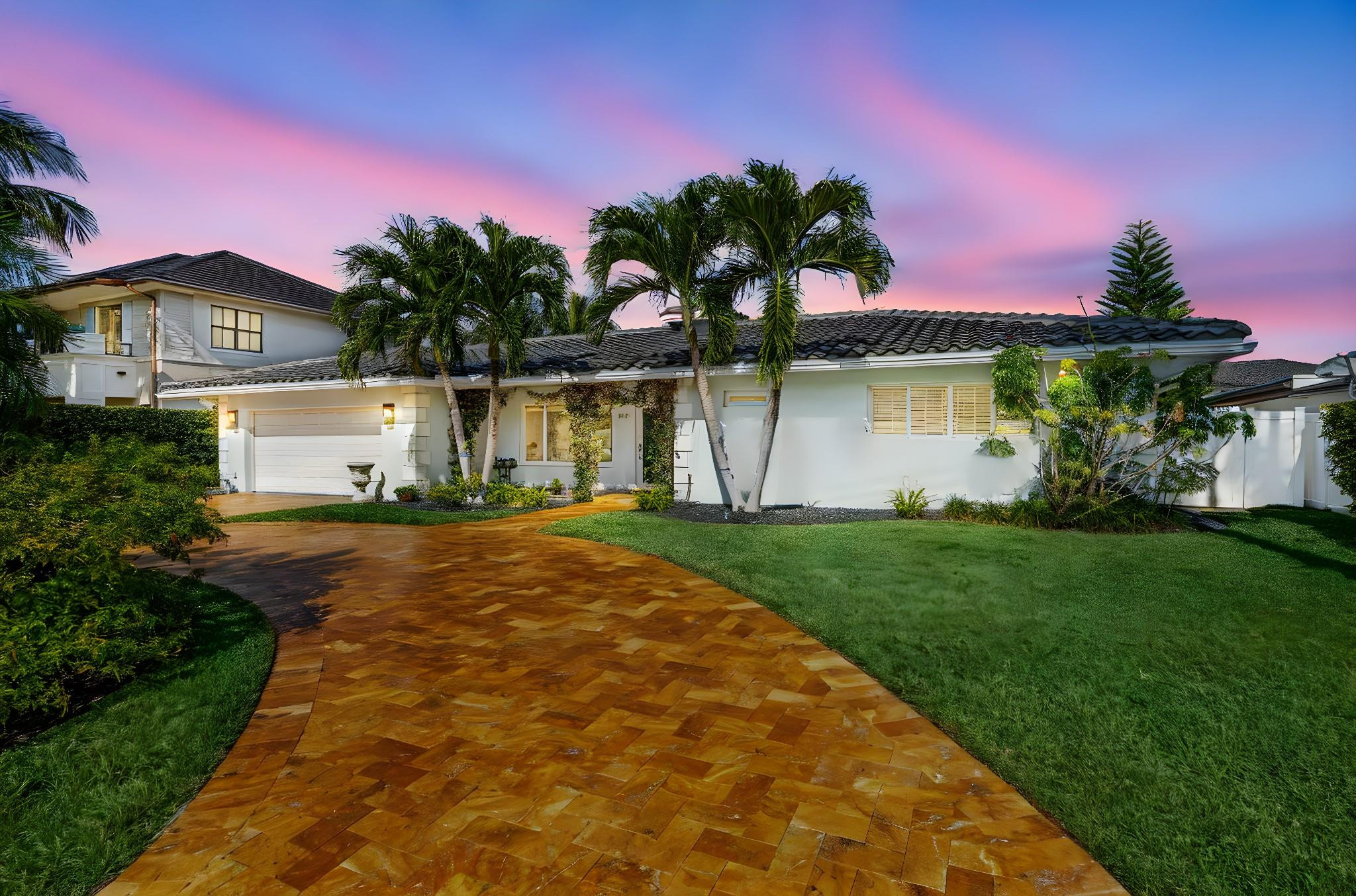 1941 Coral Reef Dr