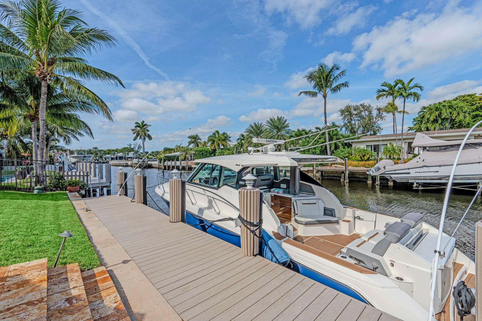 1941 Coral Reef Dr