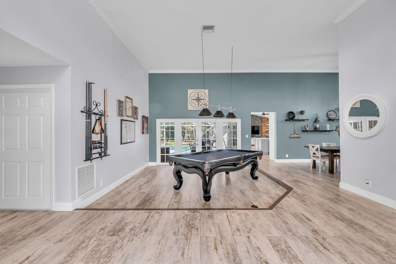 5440 NW 77th Terrace