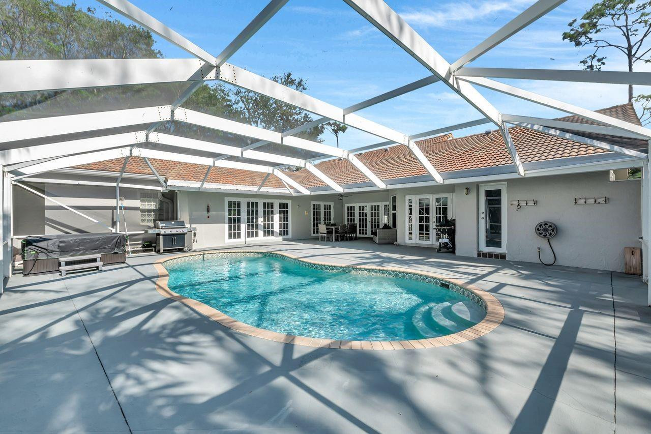 5440 NW 77th Terrace