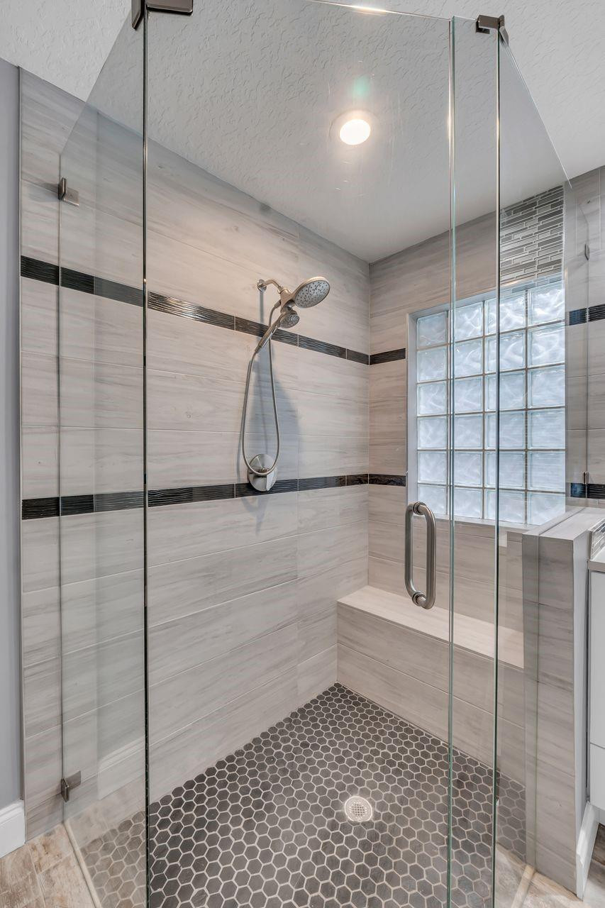 5440 NW 77th Terrace