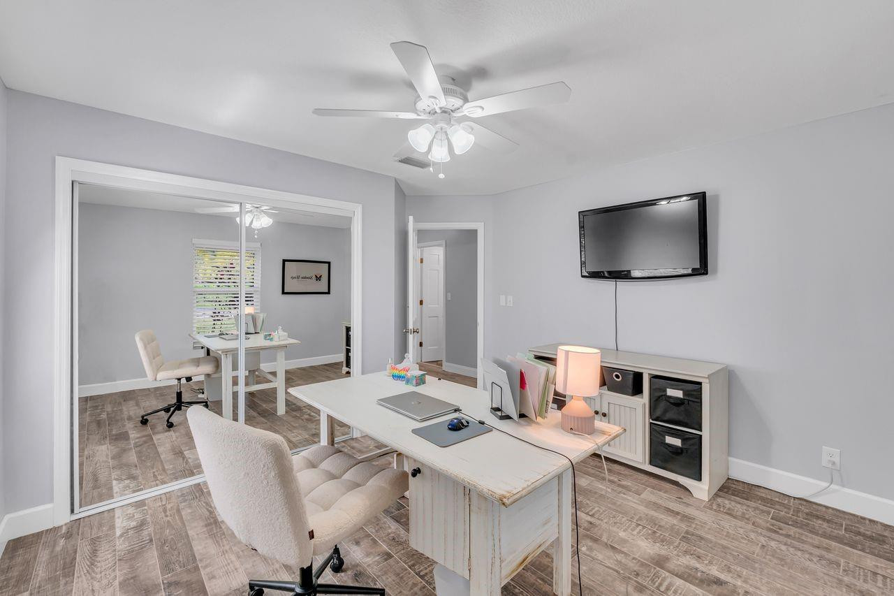 5440 NW 77th Terrace