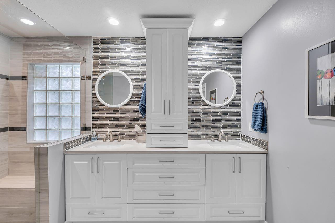 5440 NW 77th Terrace