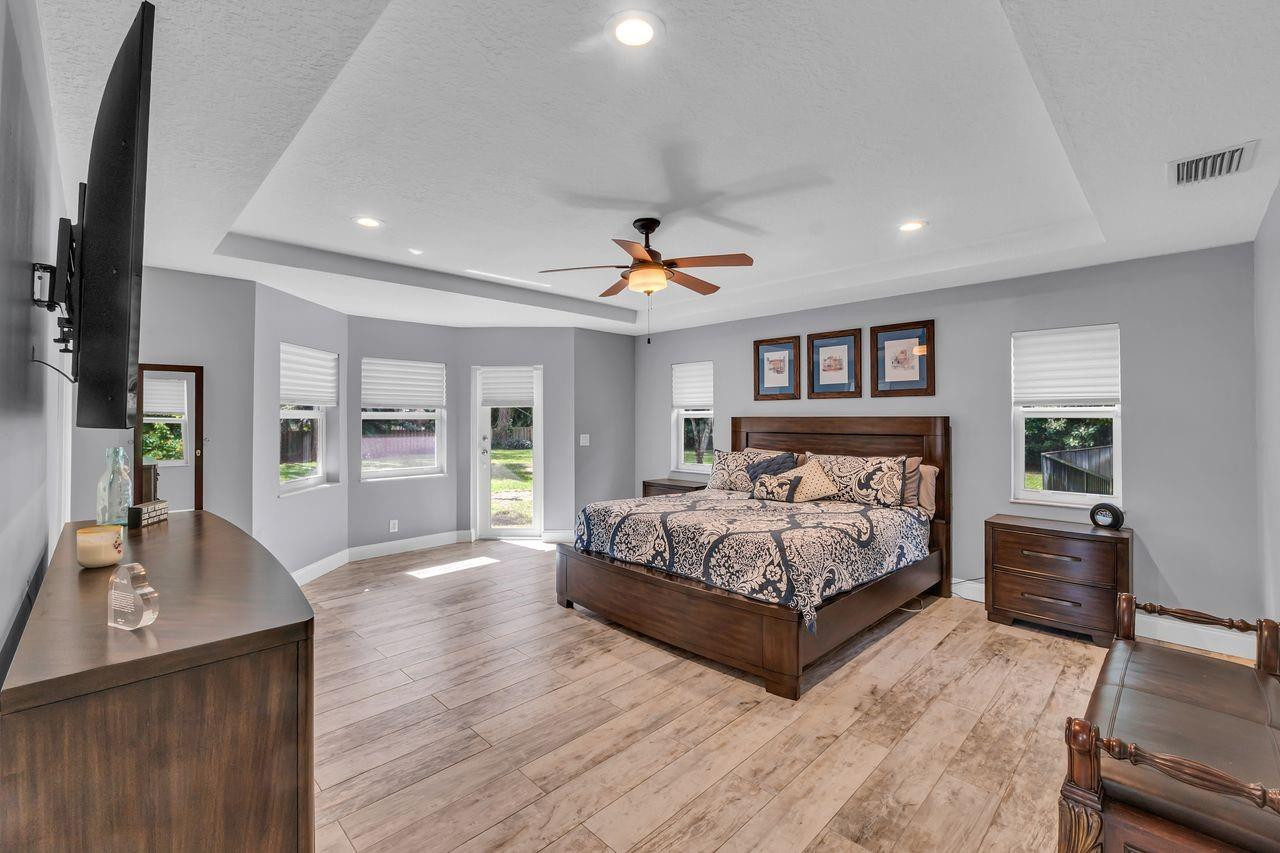 5440 NW 77th Terrace