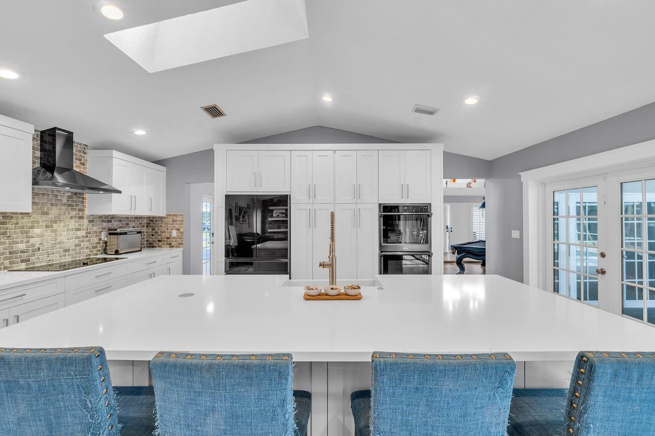 5440 NW 77th Terrace