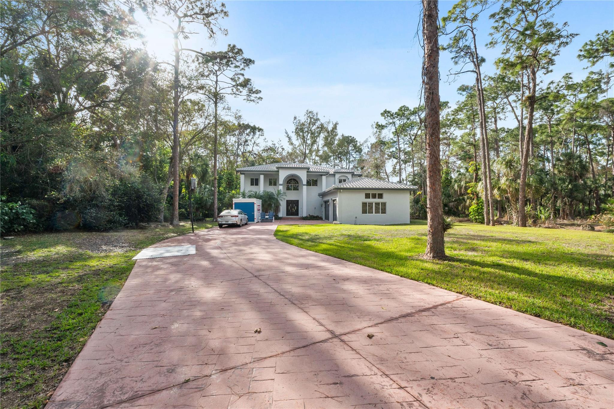 5889 NW 66th Avenue