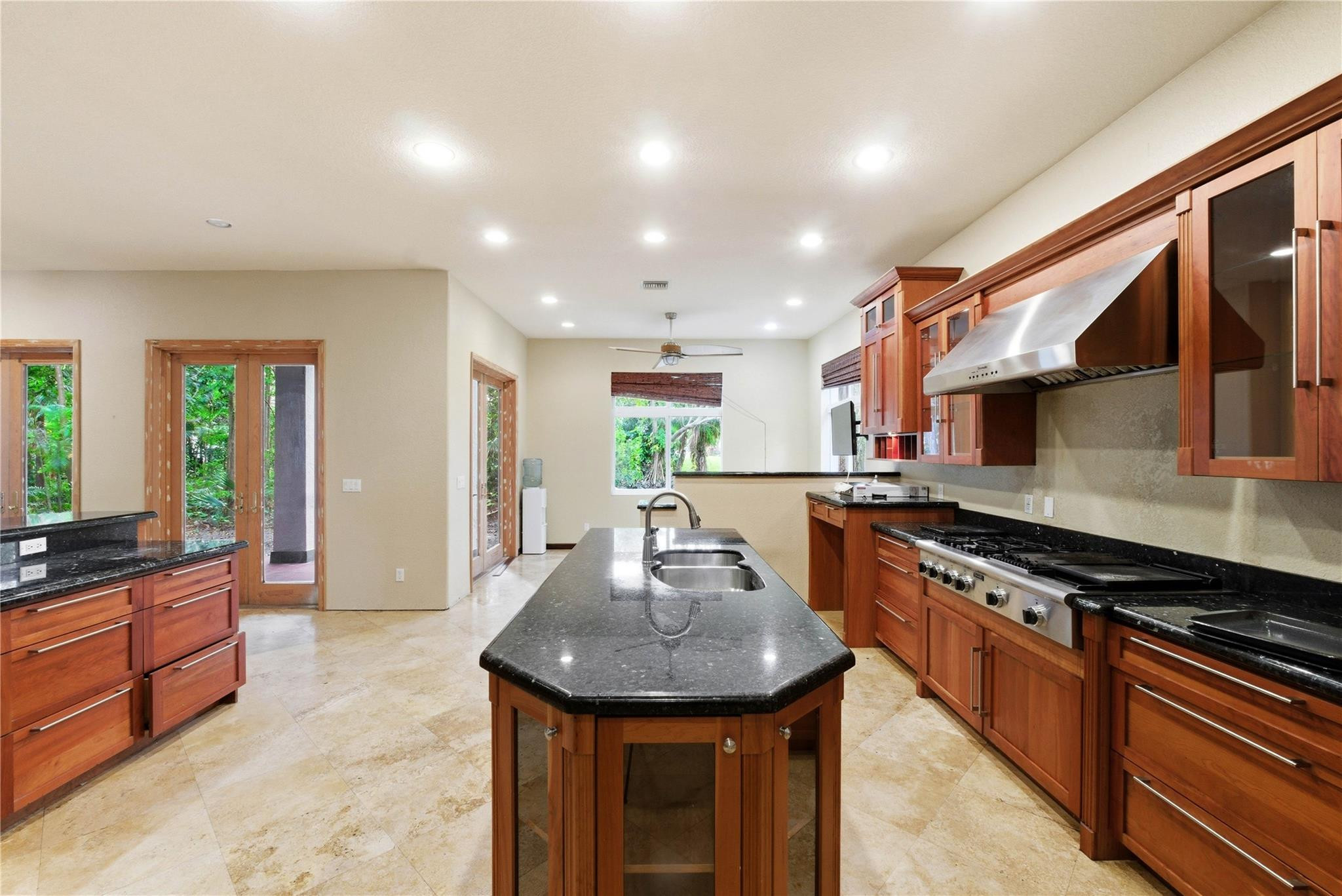 5889 NW 66th Avenue