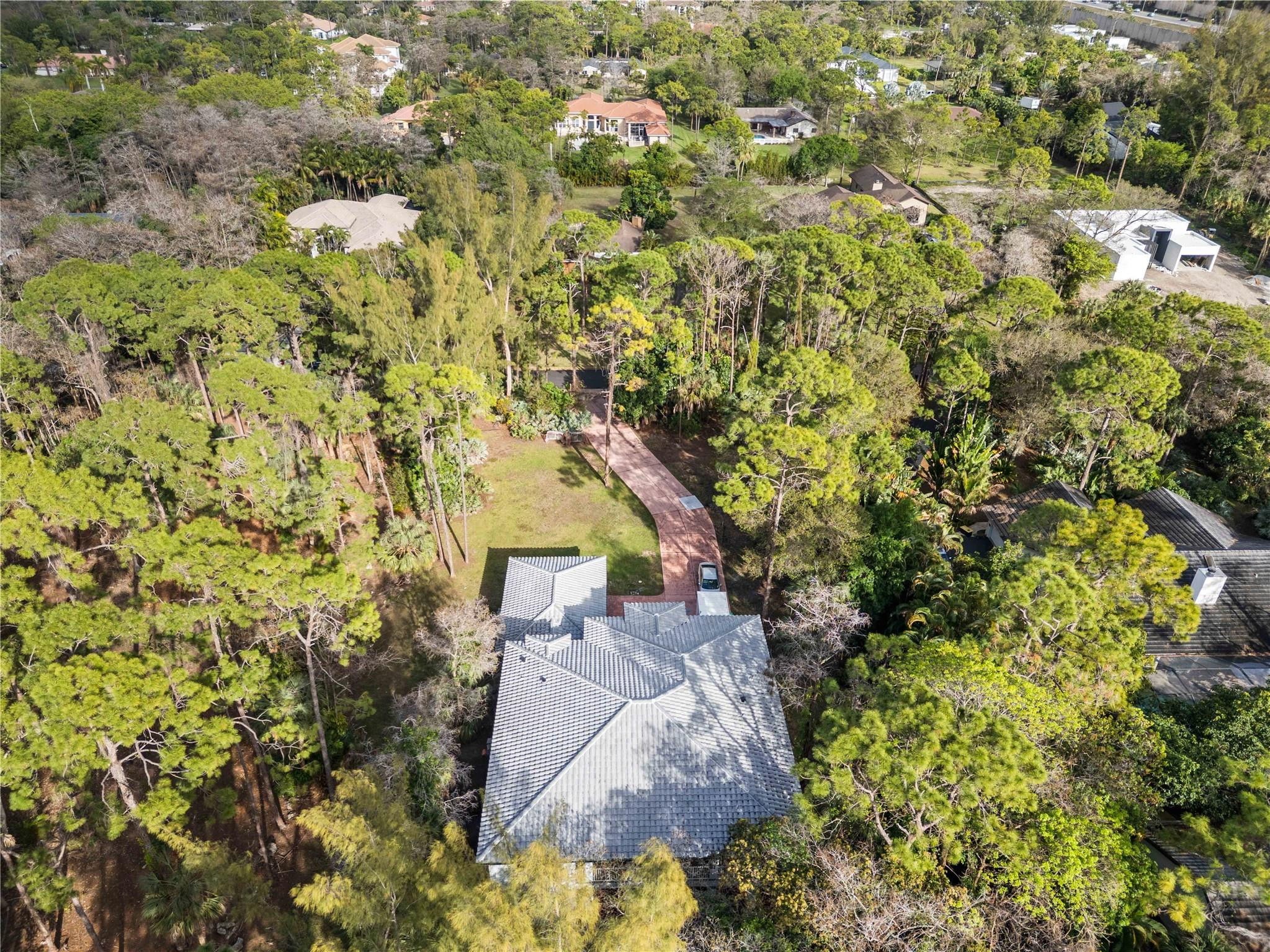 5889 NW 66th Avenue