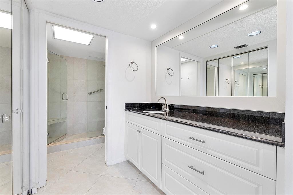 1802 Eleuthera Point B4