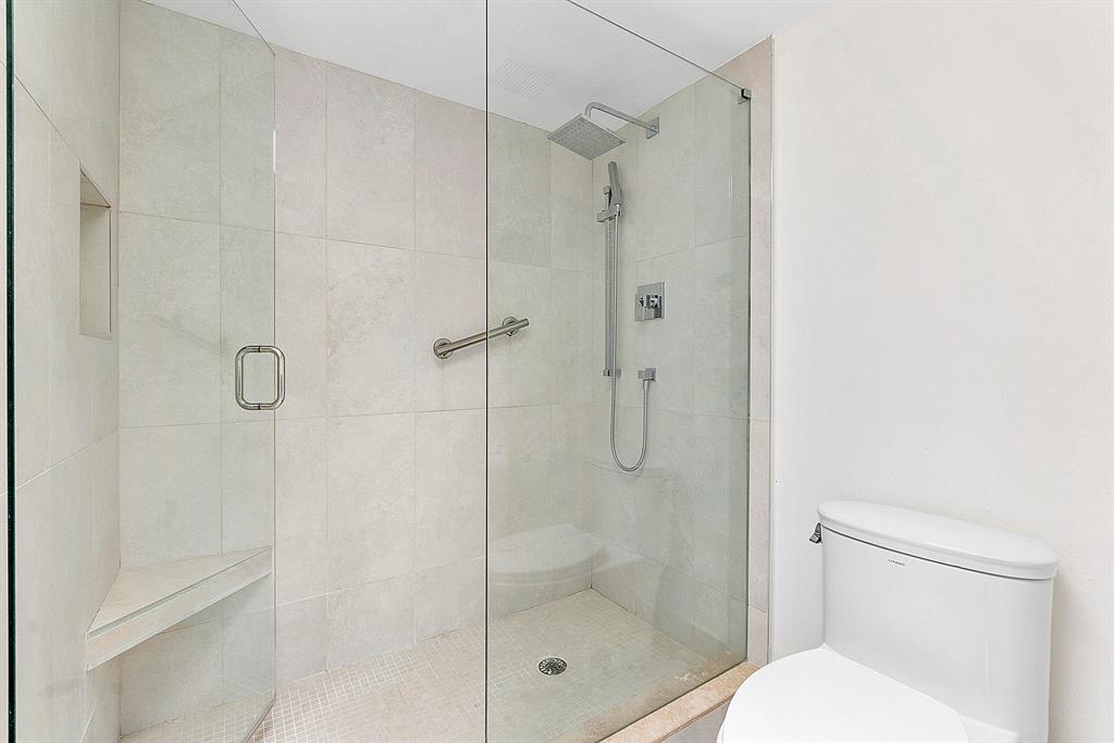 1802 Eleuthera Point B4