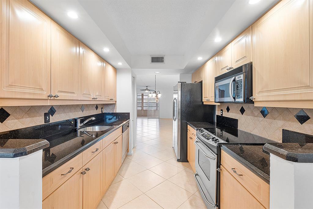 1802 Eleuthera Point B4