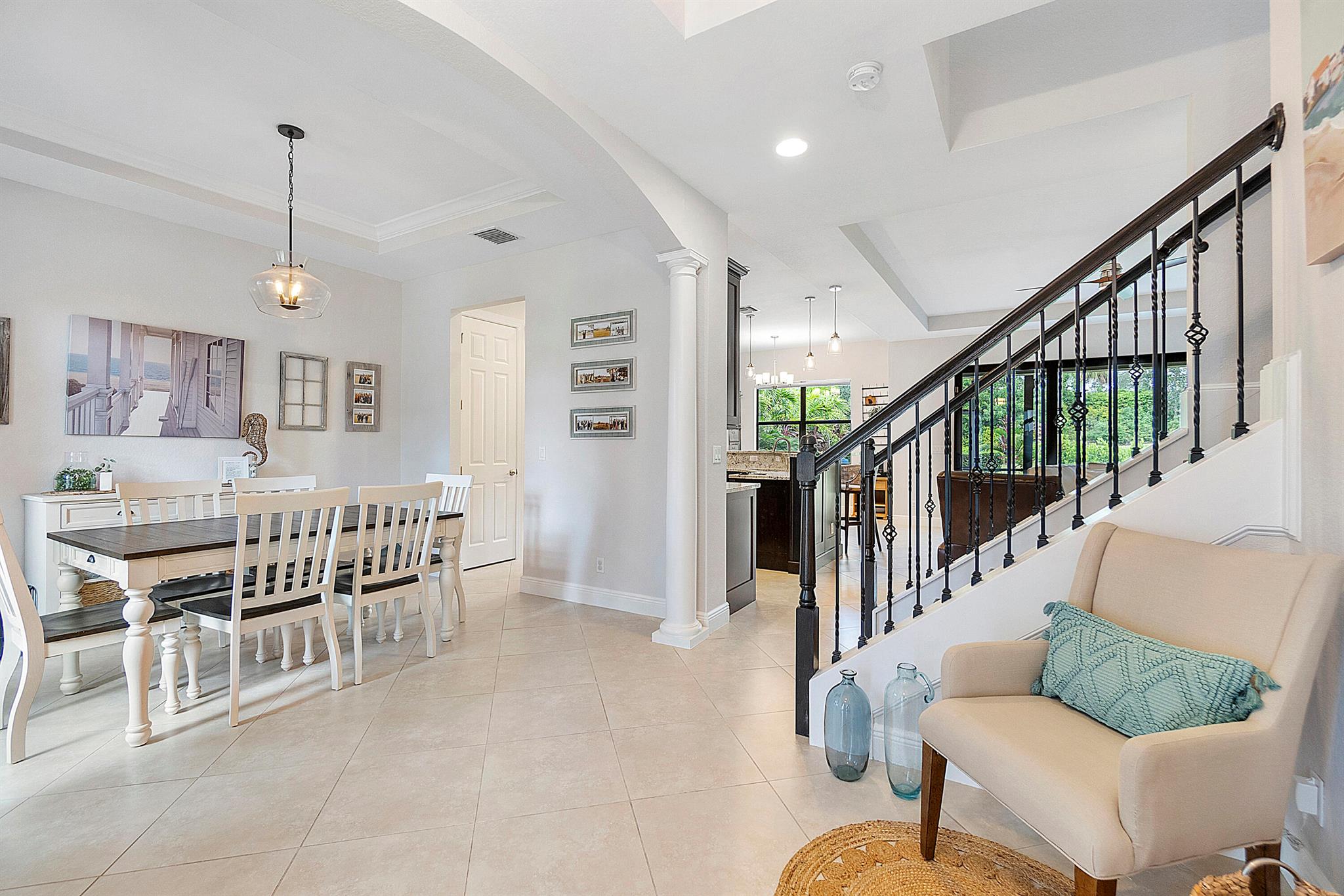 10125 Cameilla Street