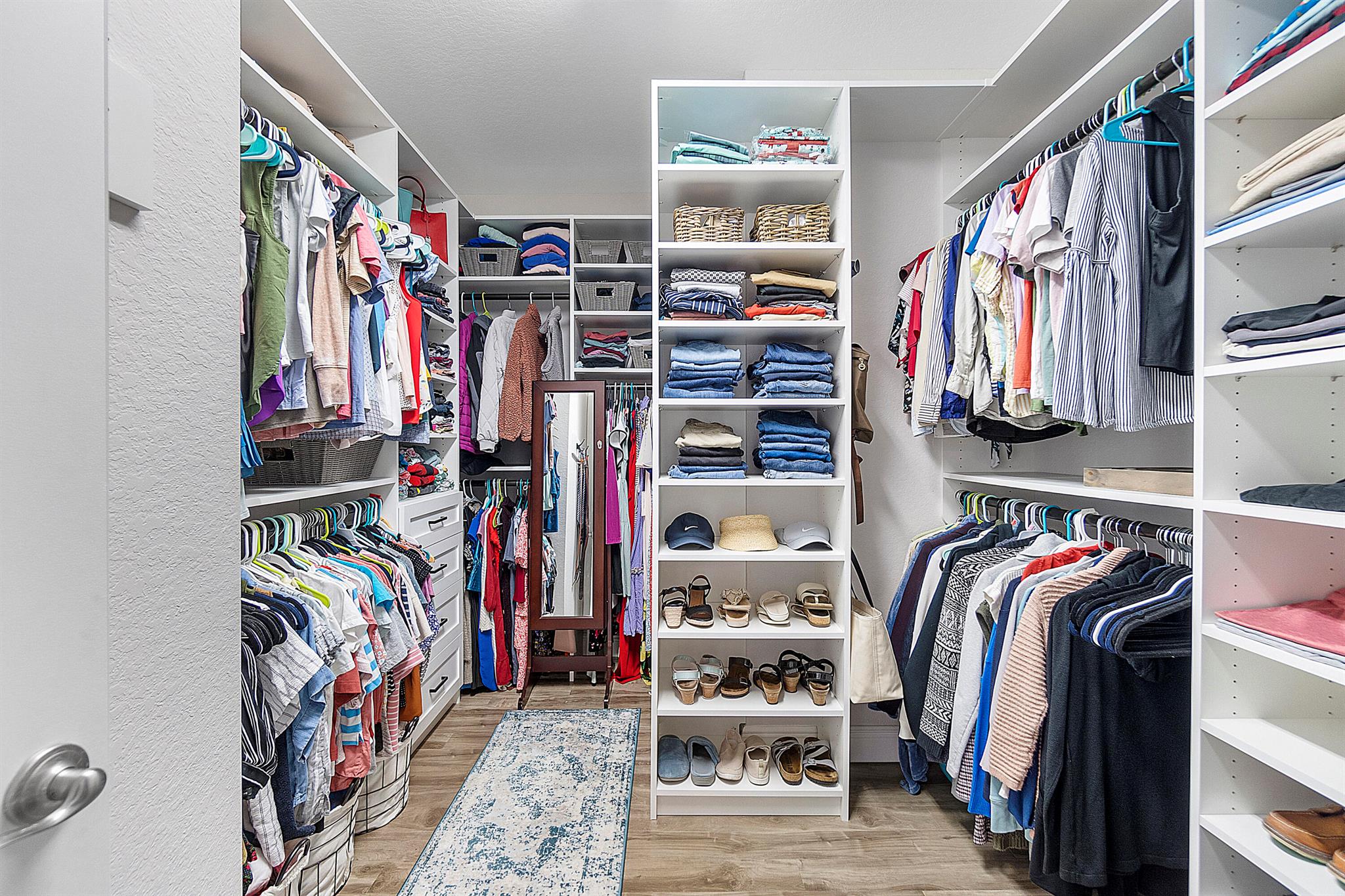 10125 Cameilla Street