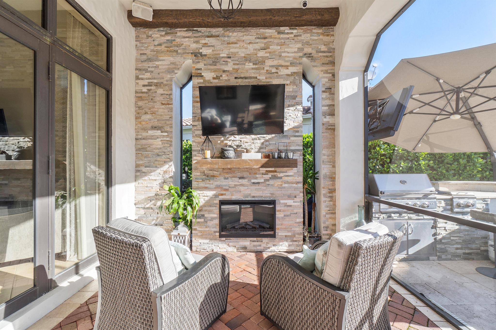 7146 Spyglass Avenue