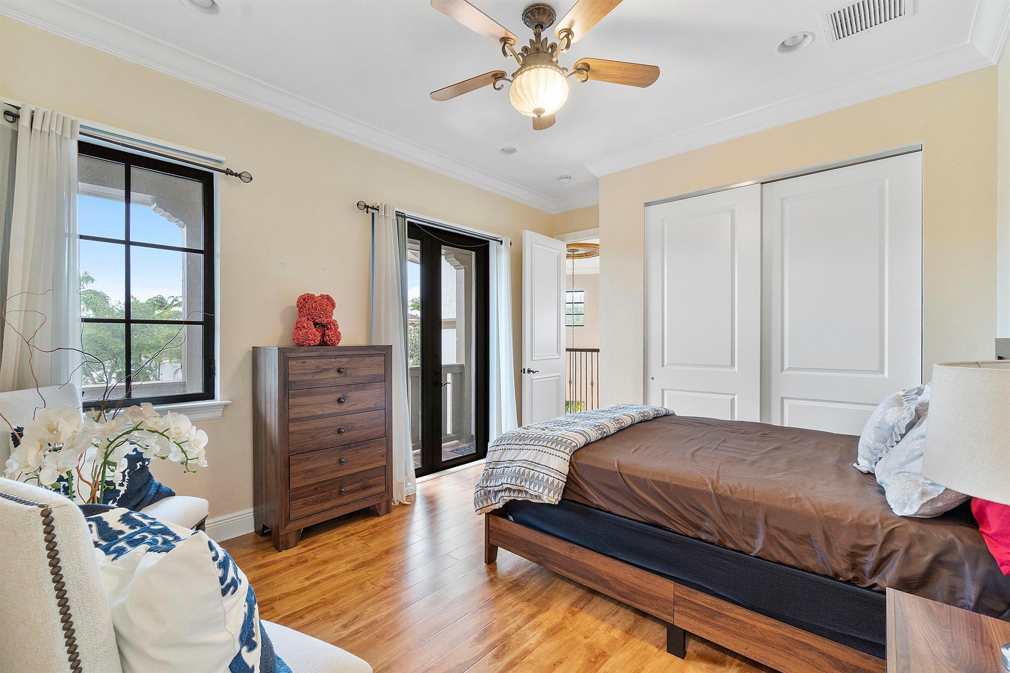 7146 Spyglass Avenue