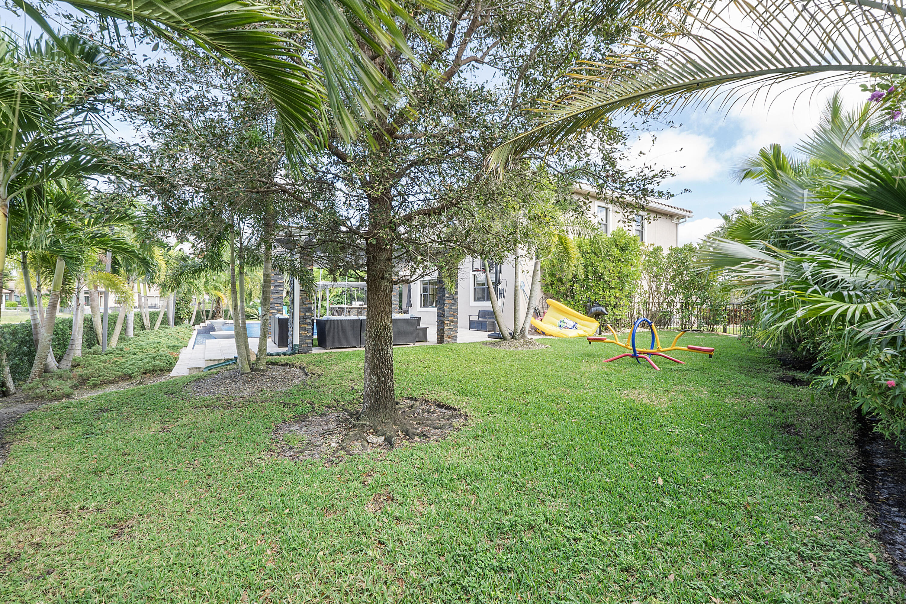 10345 Candleberry Street