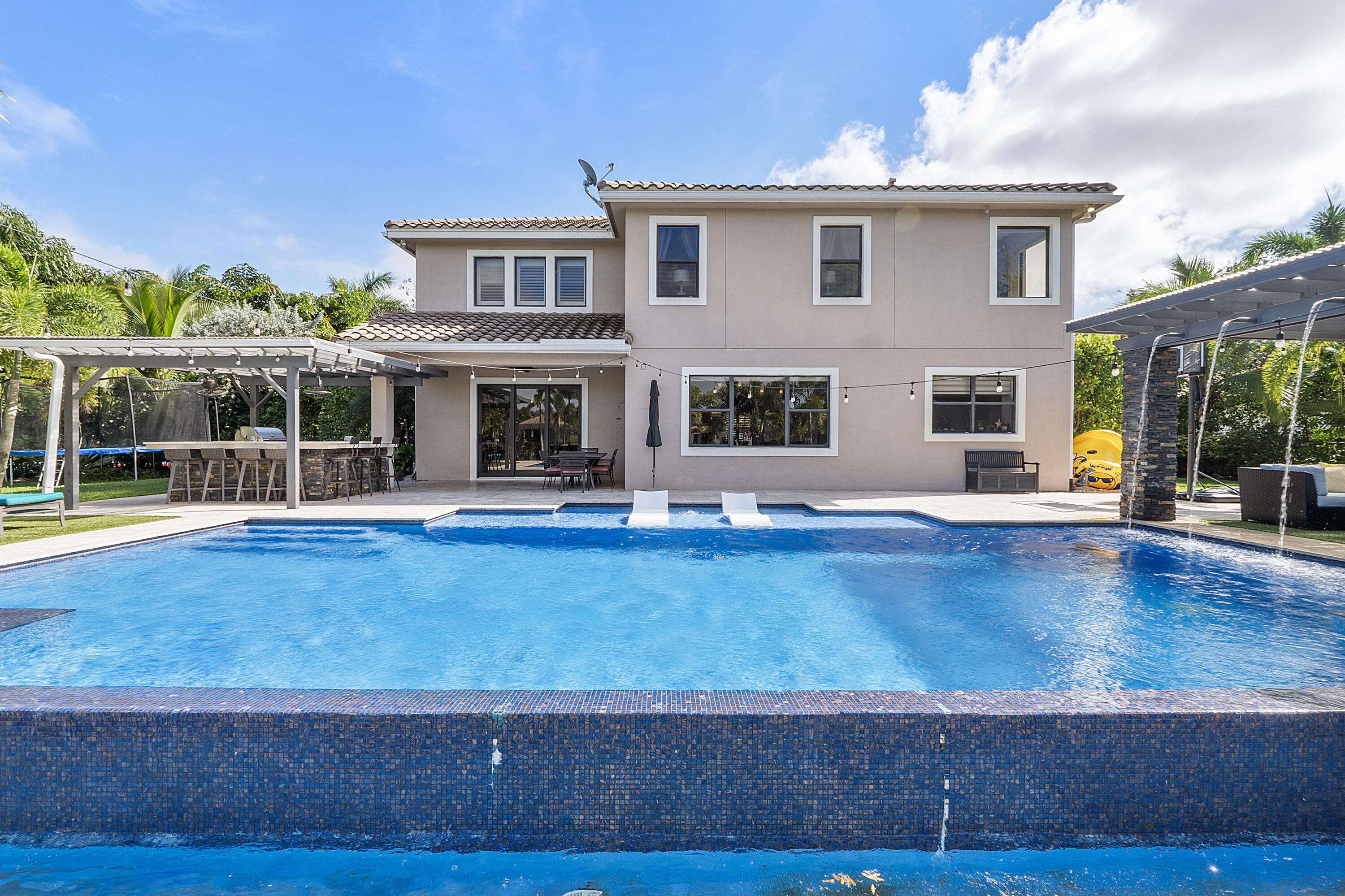 10345 Candleberry Street