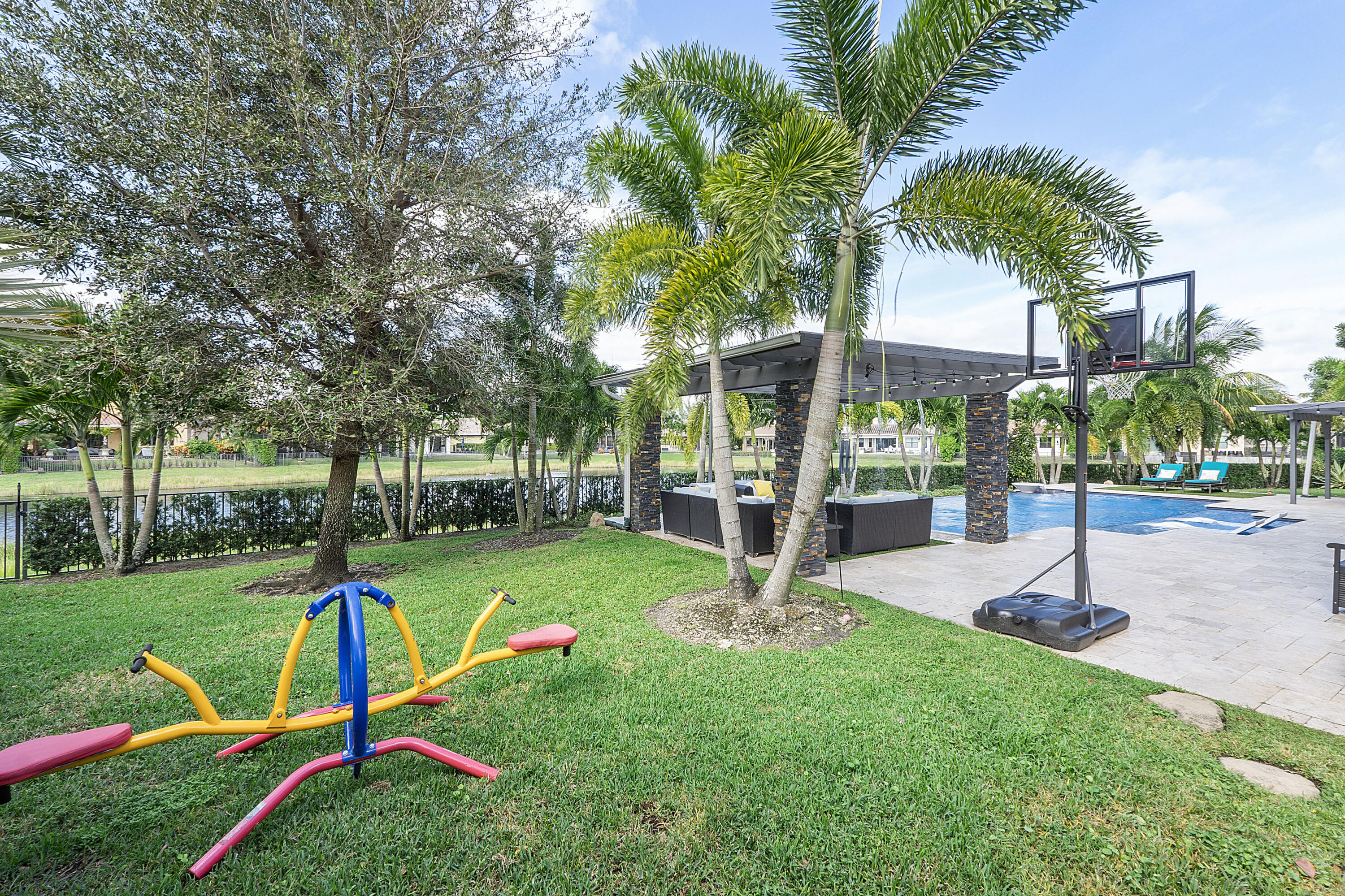 10345 Candleberry Street