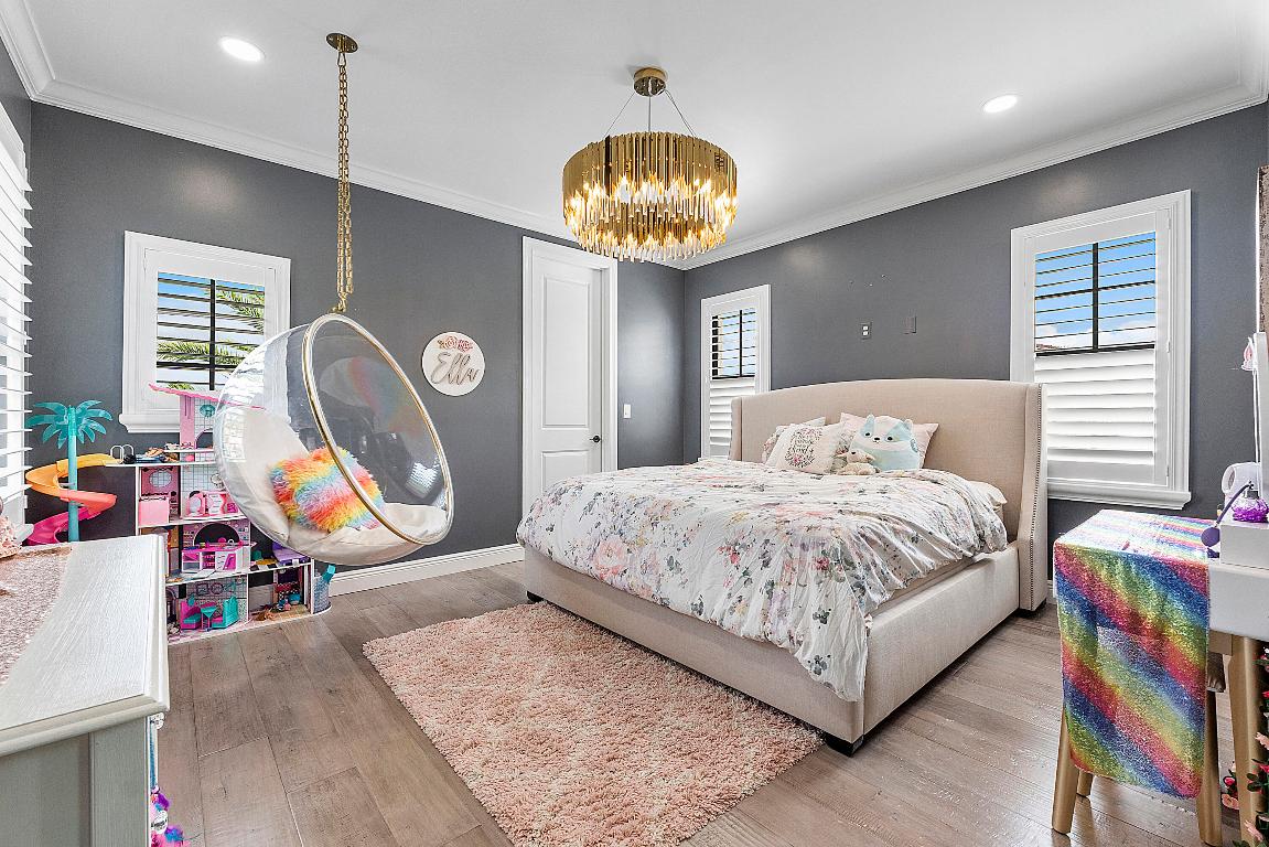 10345 Candleberry Street