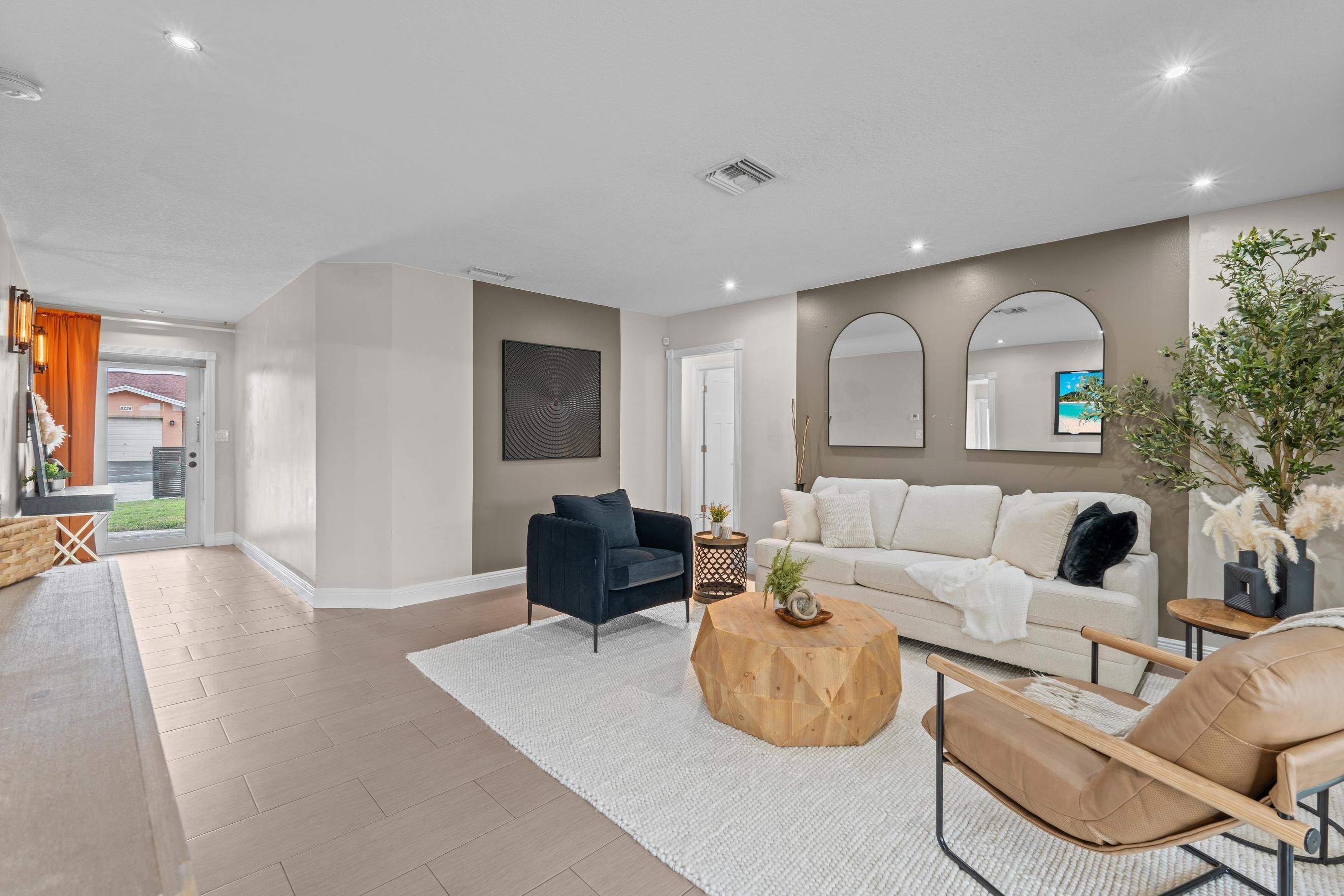 8230 NW 95th Avenue