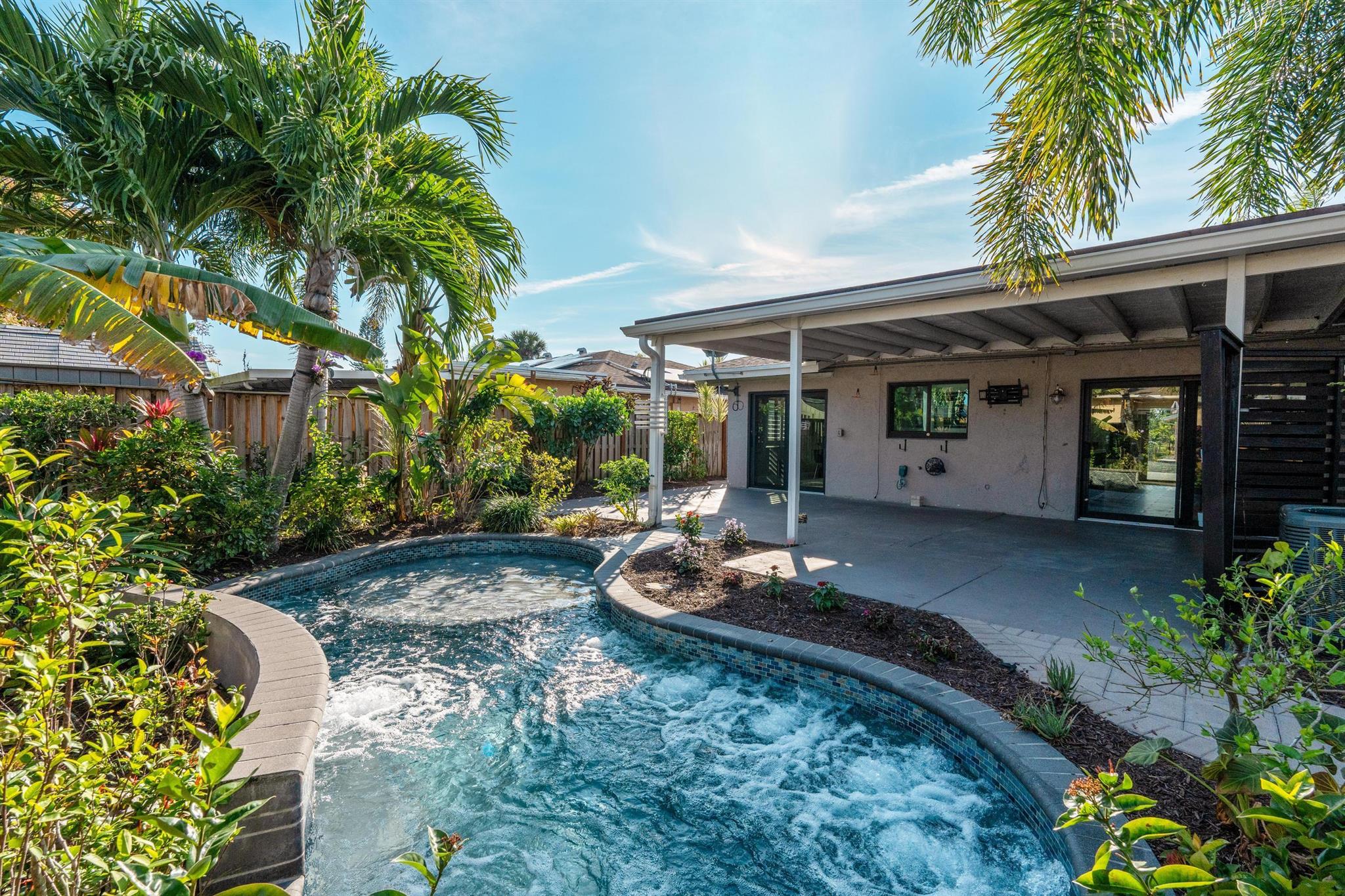 8230 NW 95th Avenue