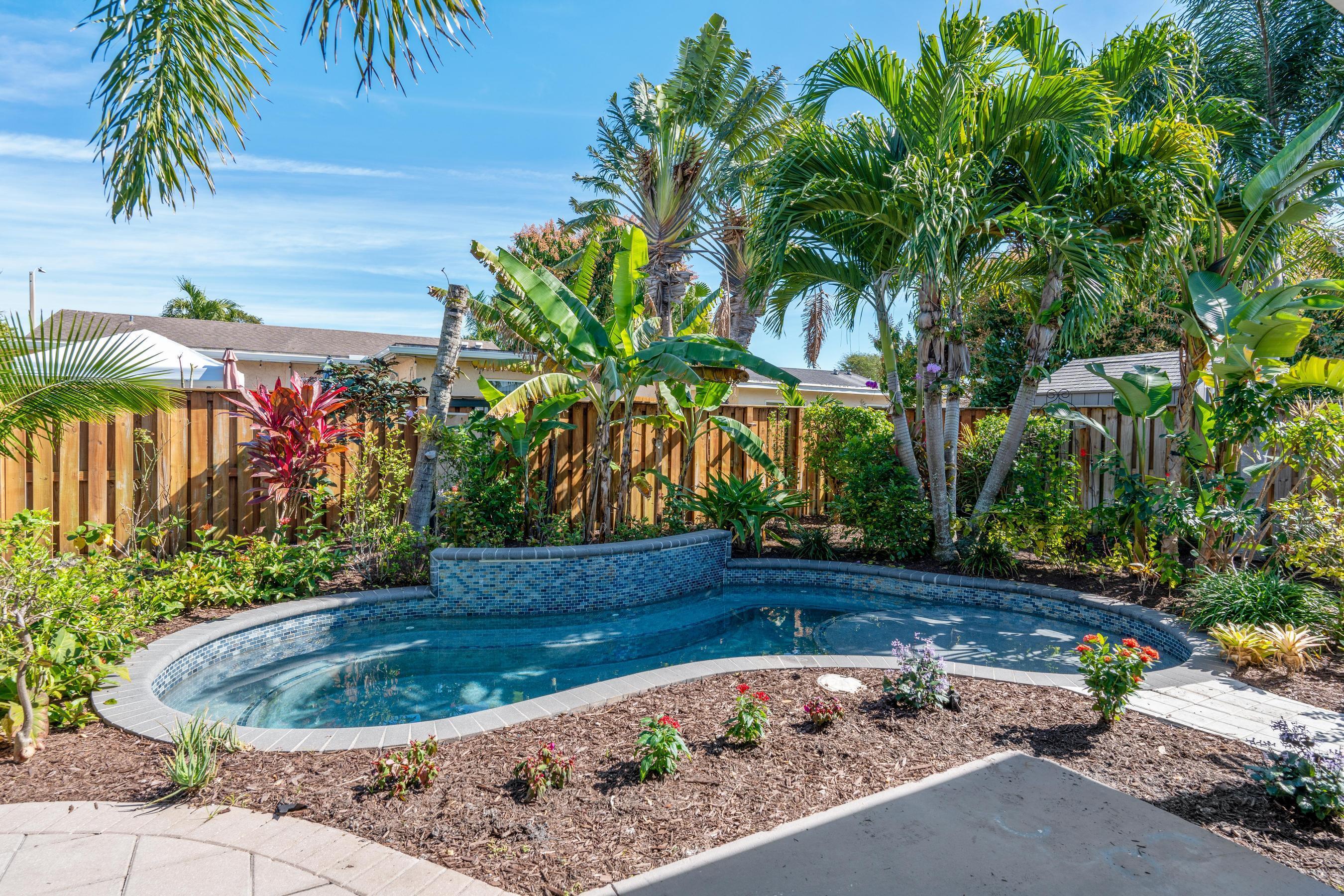 8230 NW 95th Avenue