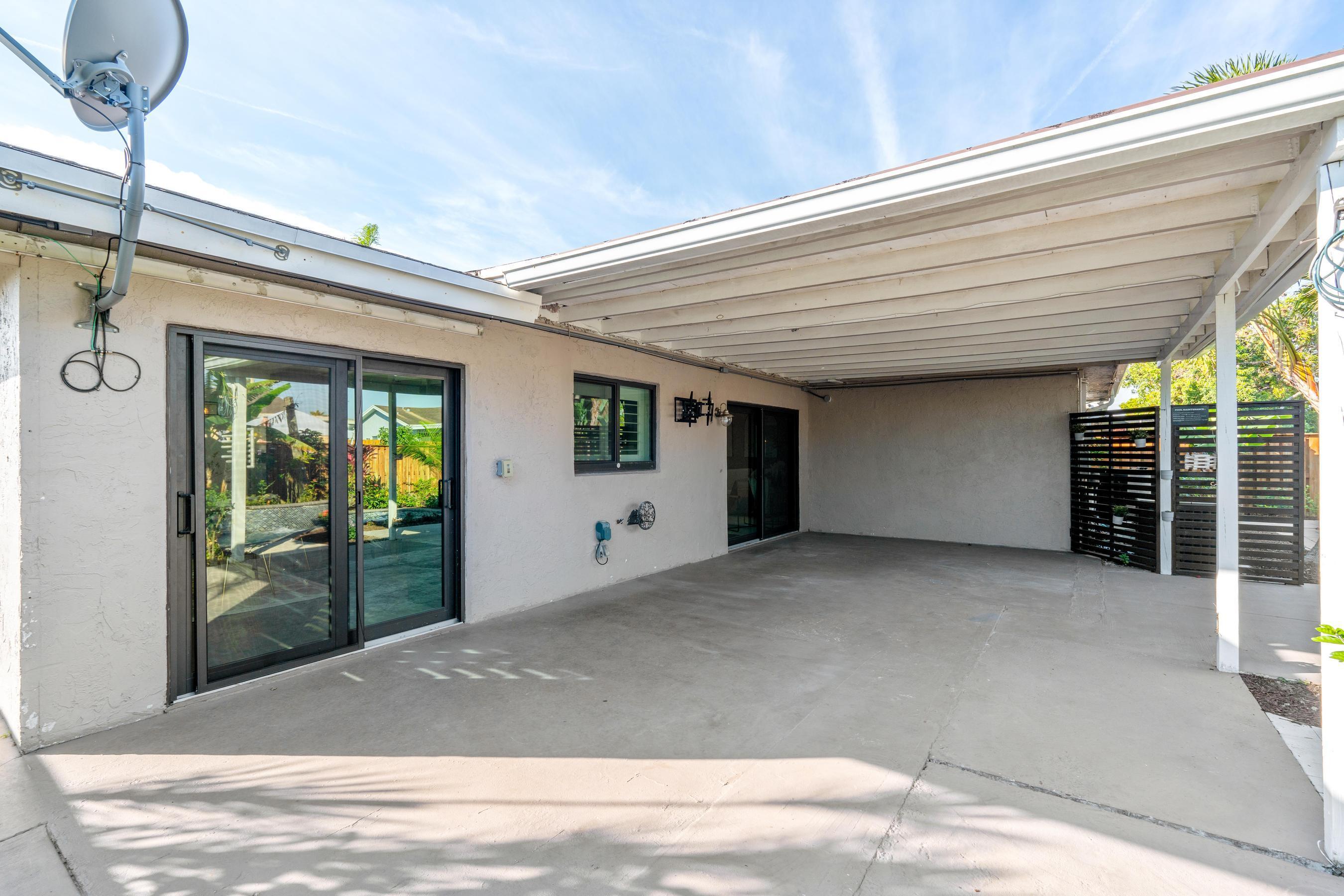 8230 NW 95th Avenue
