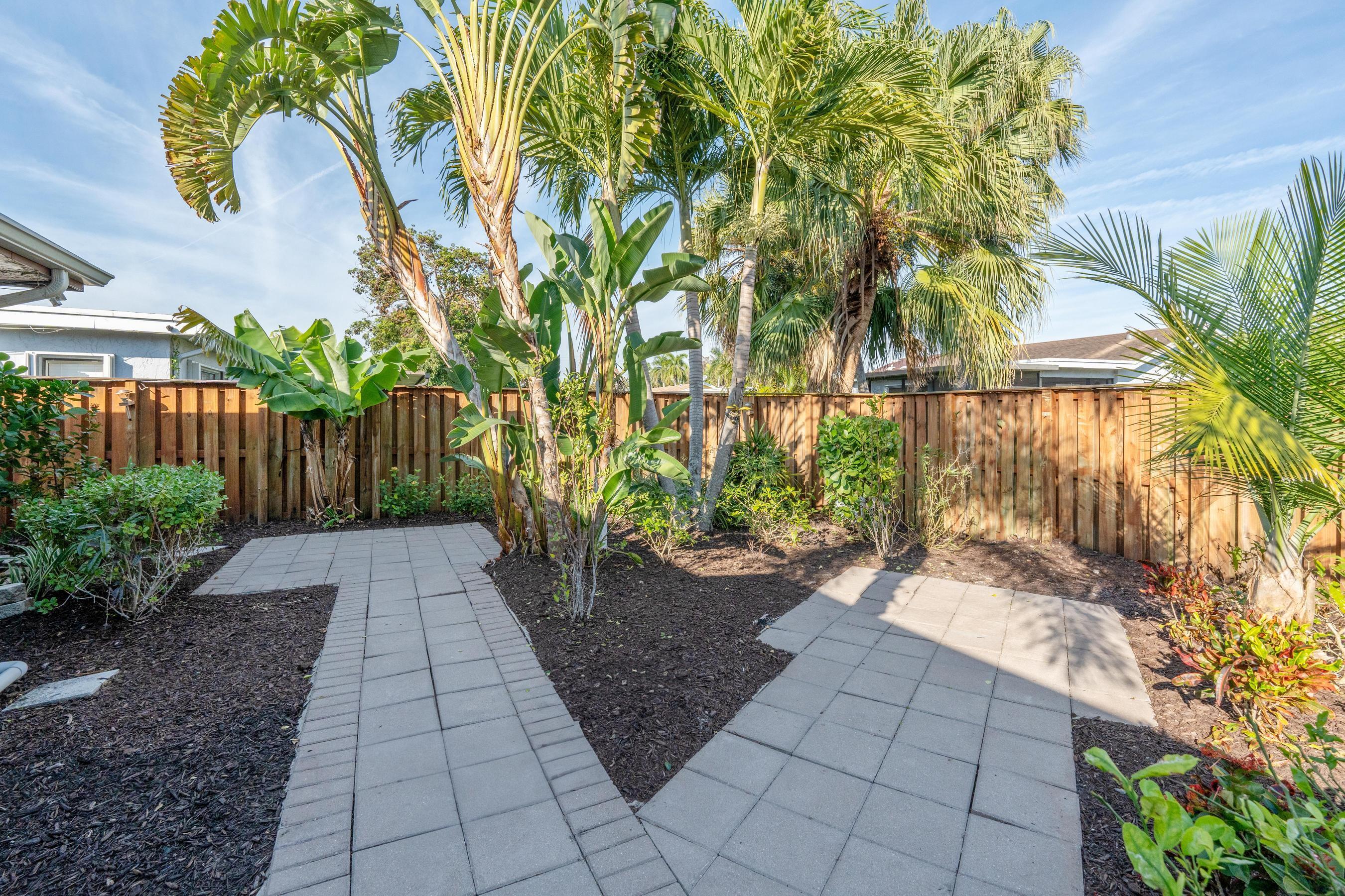 8230 NW 95th Avenue