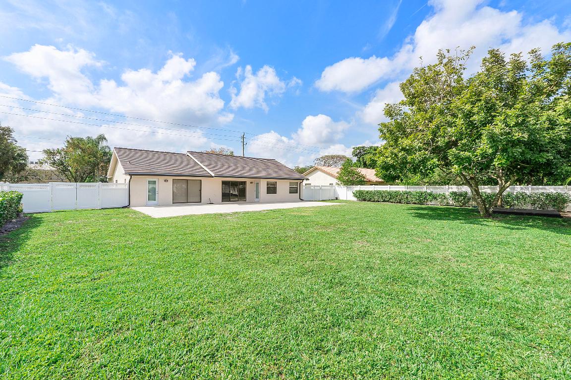 11461 NW 39th Street