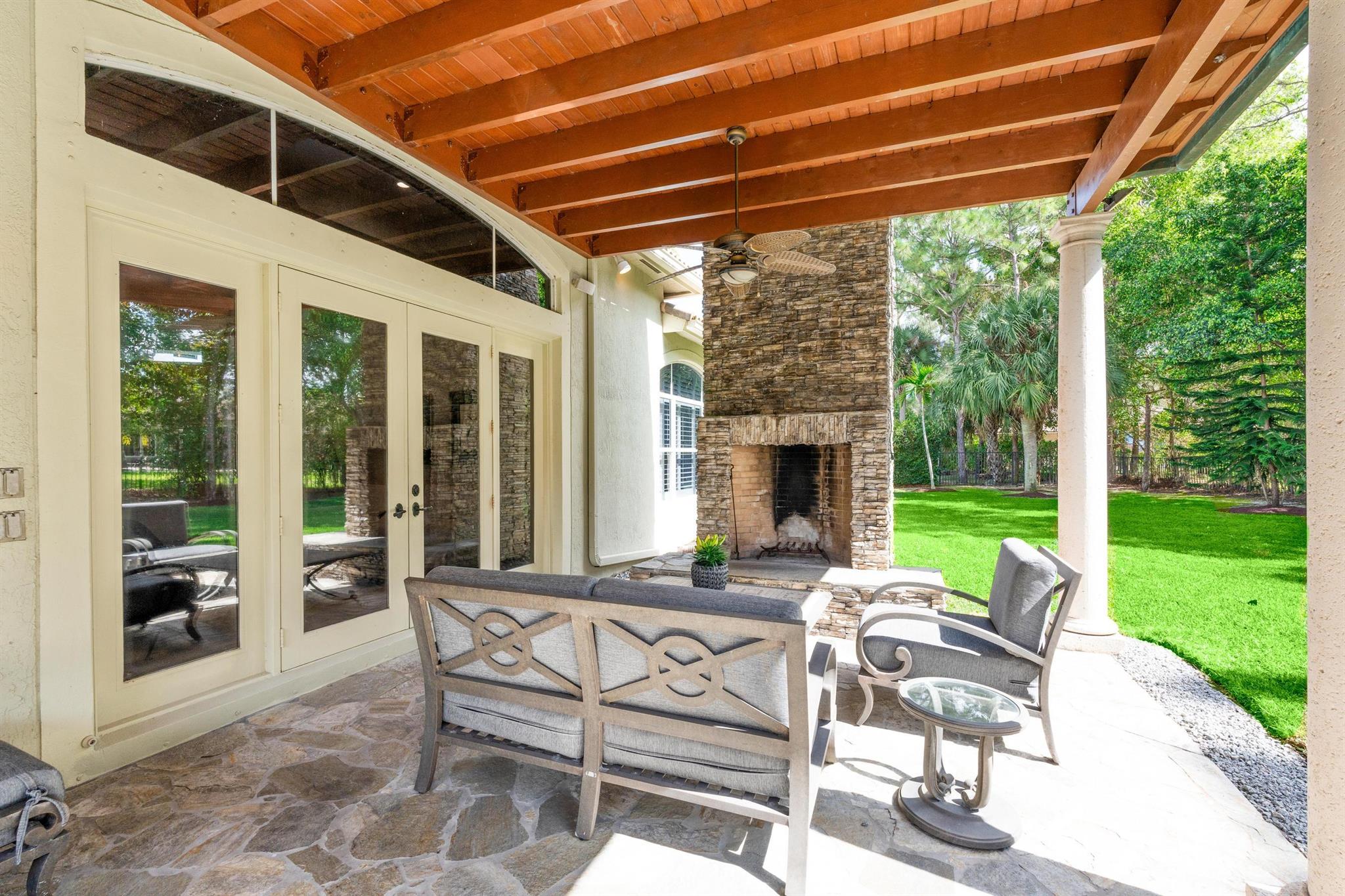 8948 Pinebrook Court