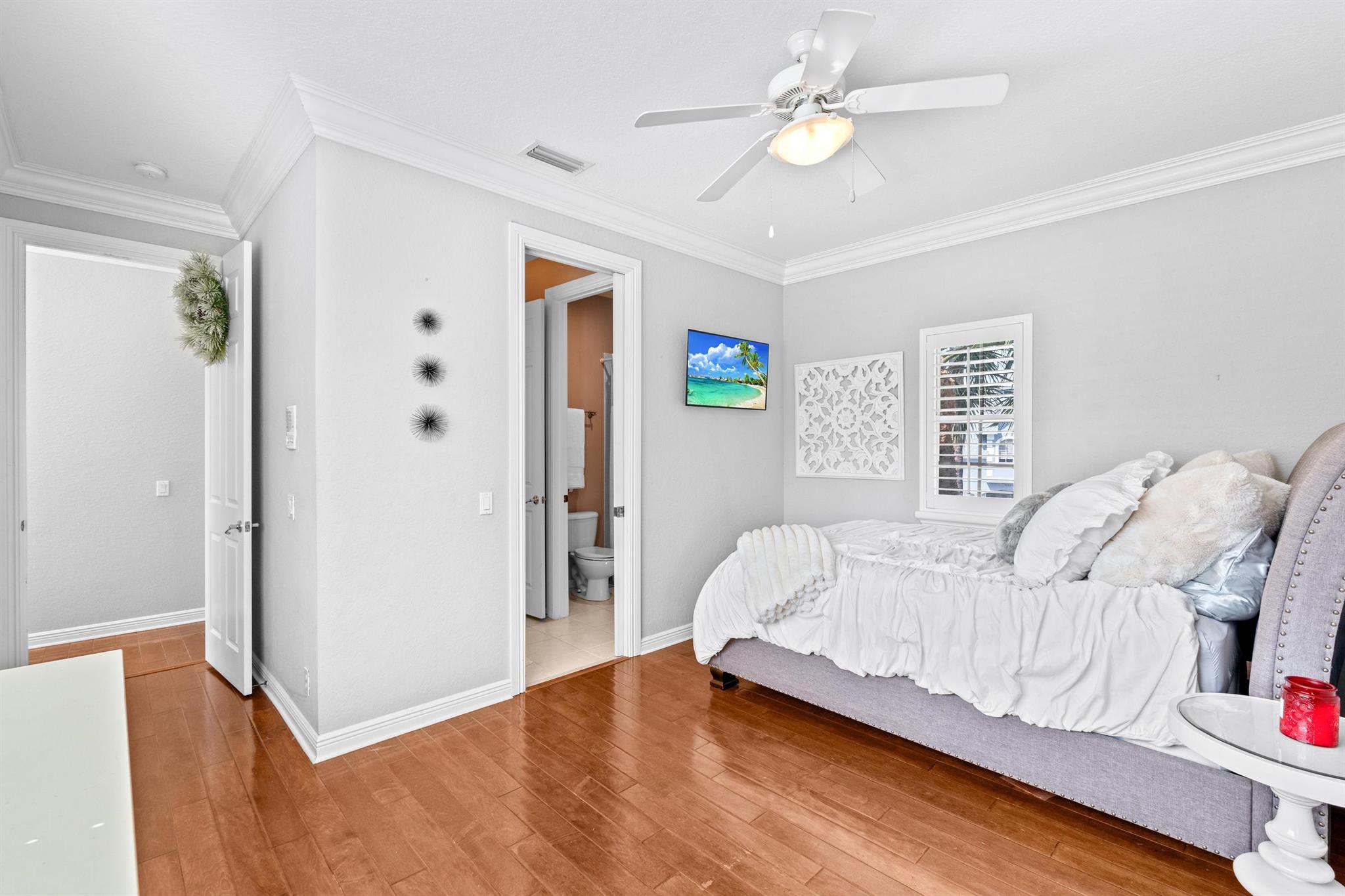 8948 Pinebrook Court