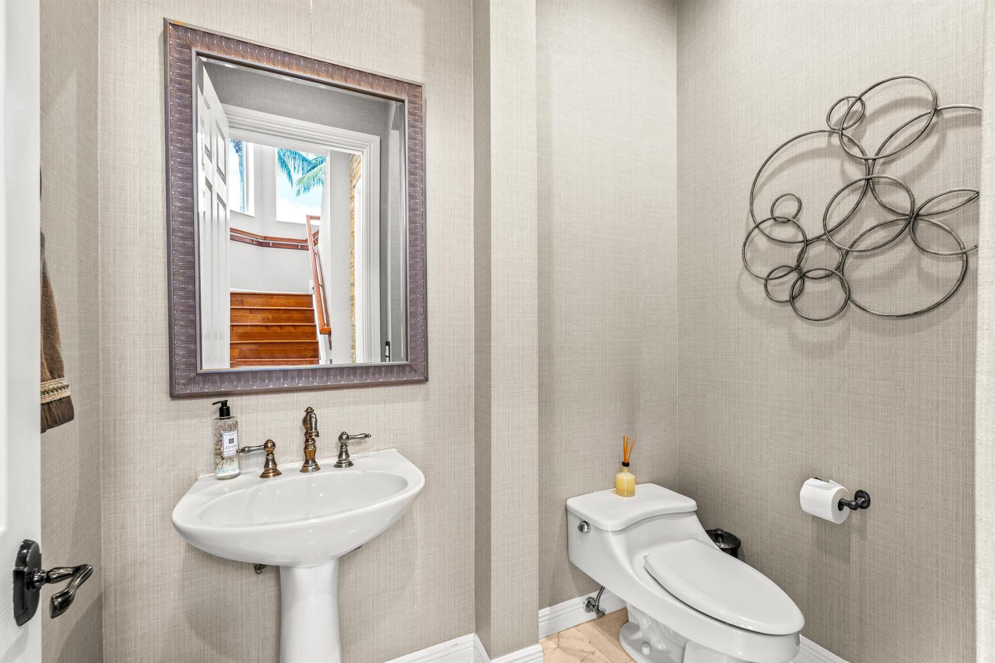 8948 Pinebrook Court