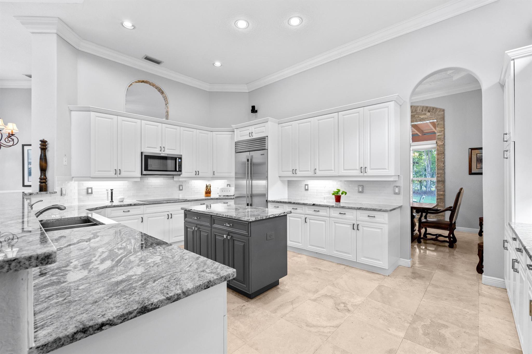 8948 Pinebrook Court