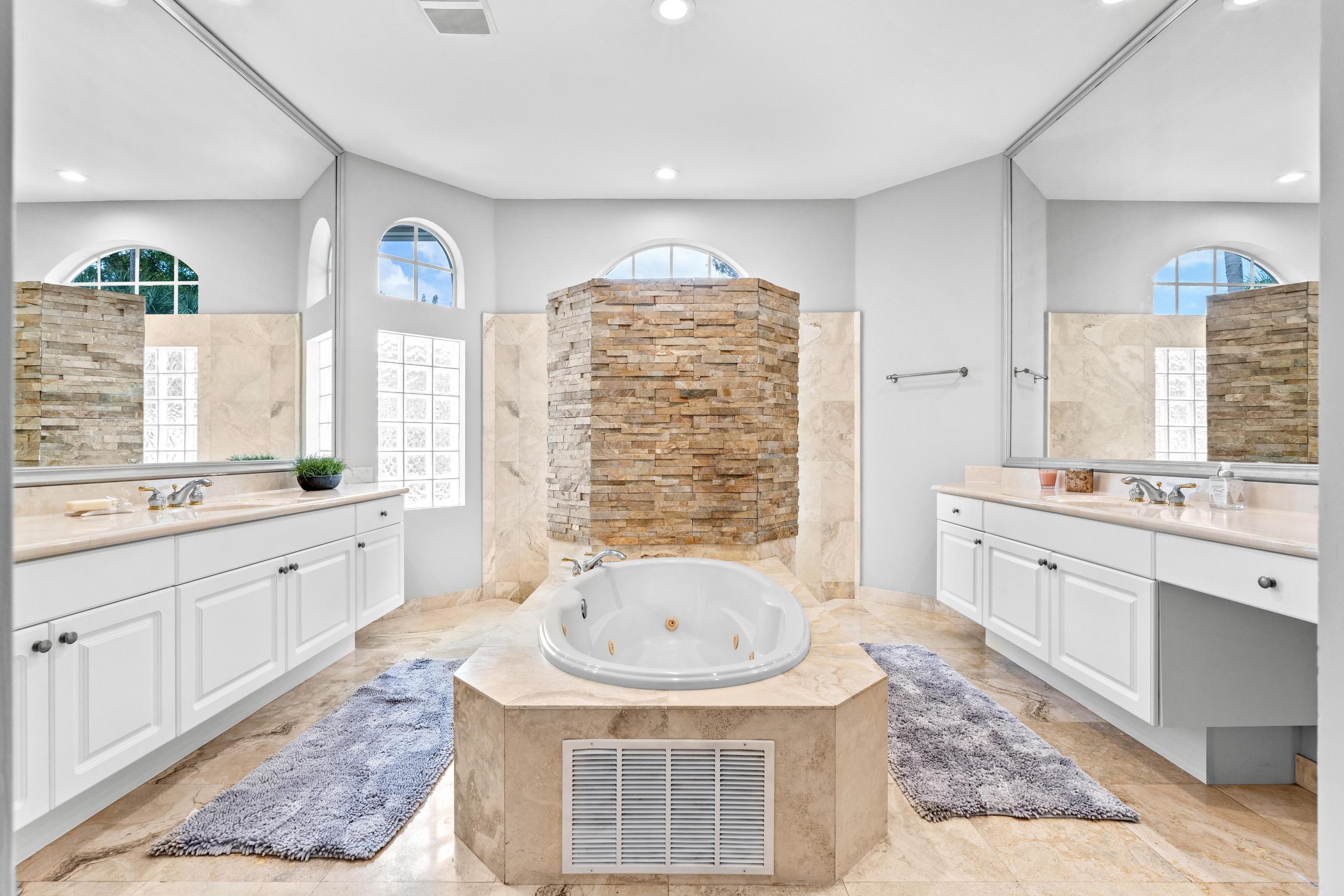8948 Pinebrook Court
