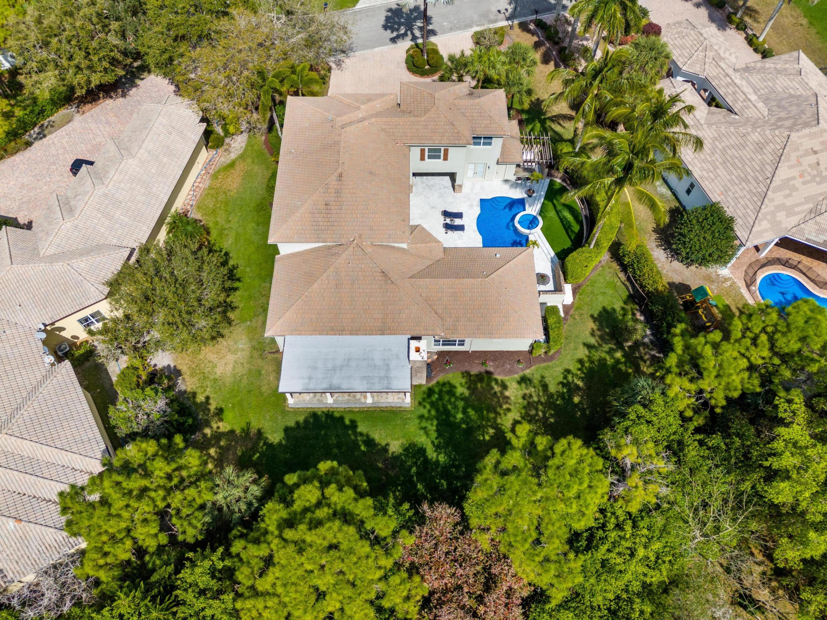 8948 Pinebrook Court