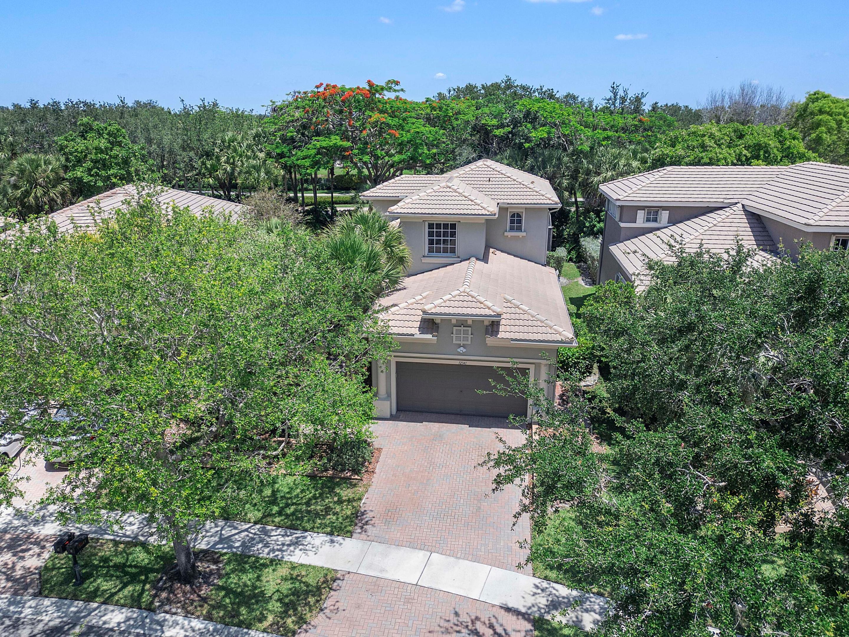 12341 NW 78th Manor